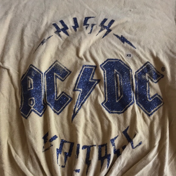 American Eagle AC/DC shirt - Picture 2 of 3
